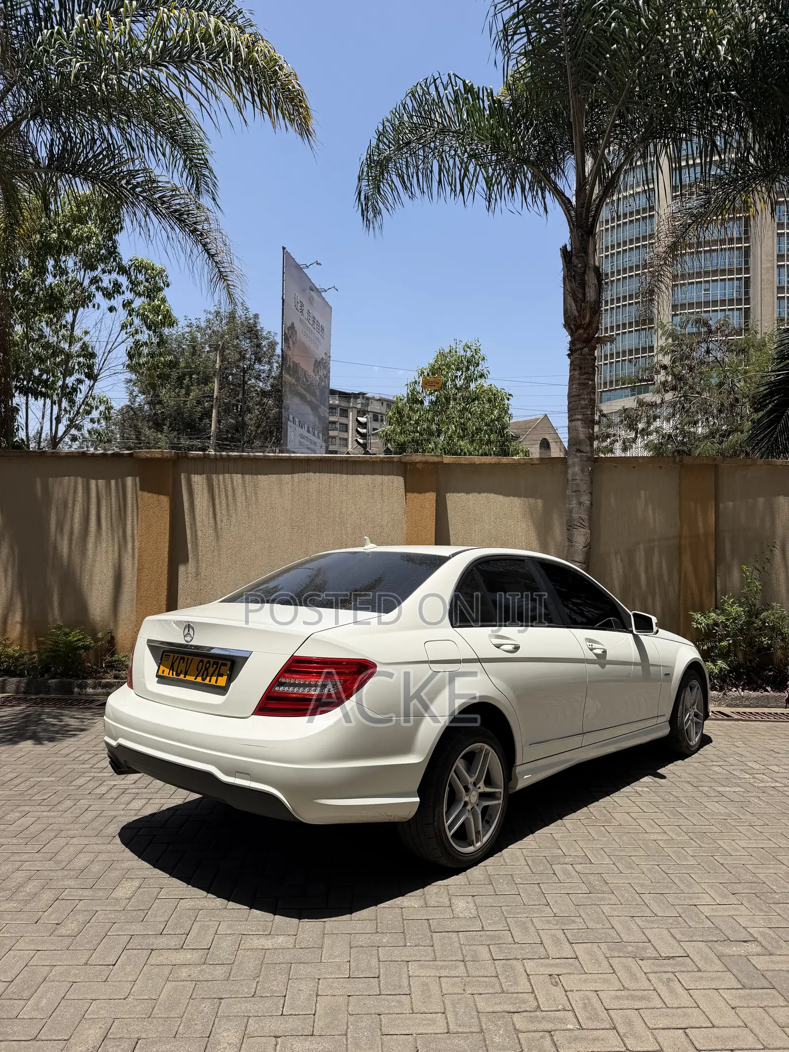 Mercedes-Benz C200 2012 White