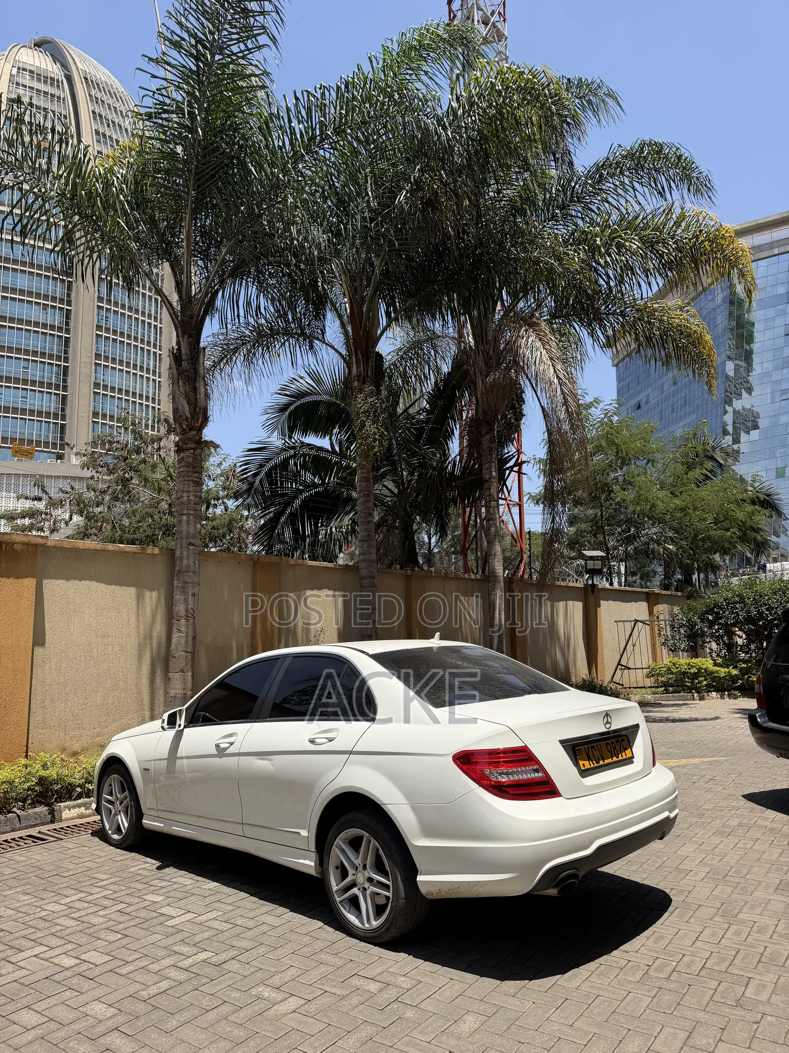 Mercedes-Benz C200 2012 White