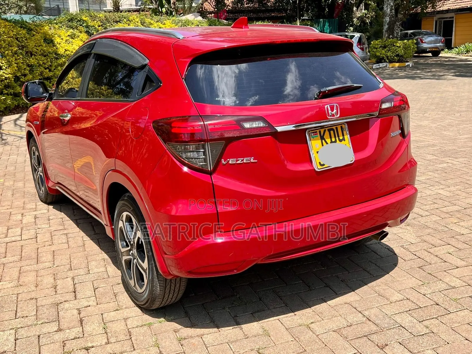 Honda Vezel 1.5 Hybrid 2WD 2019 Red