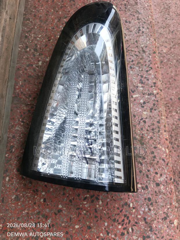 Sienta New Model Boot Lamps 2016 - thumbnail 2