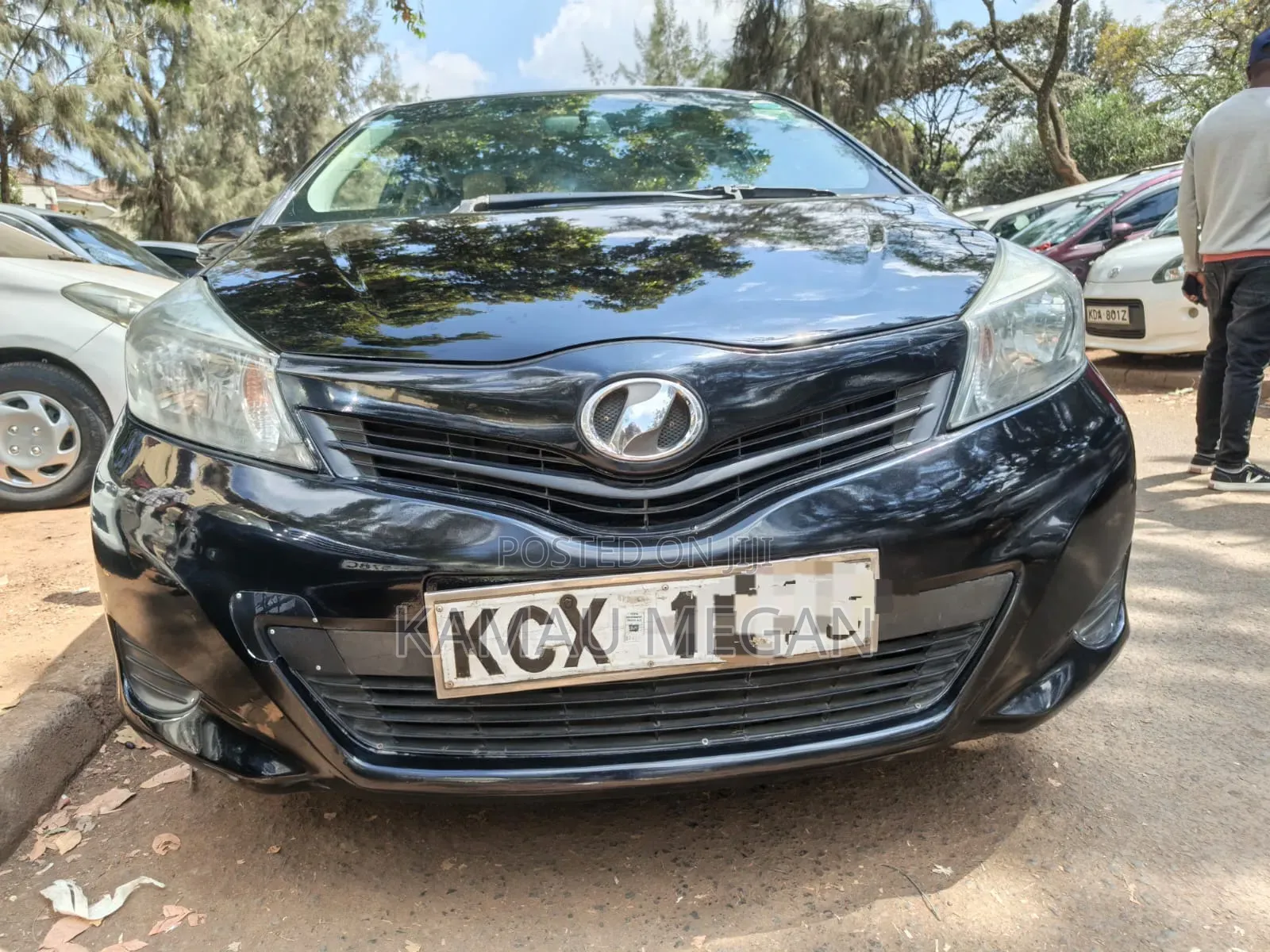 Toyota Vitz 2012 Black