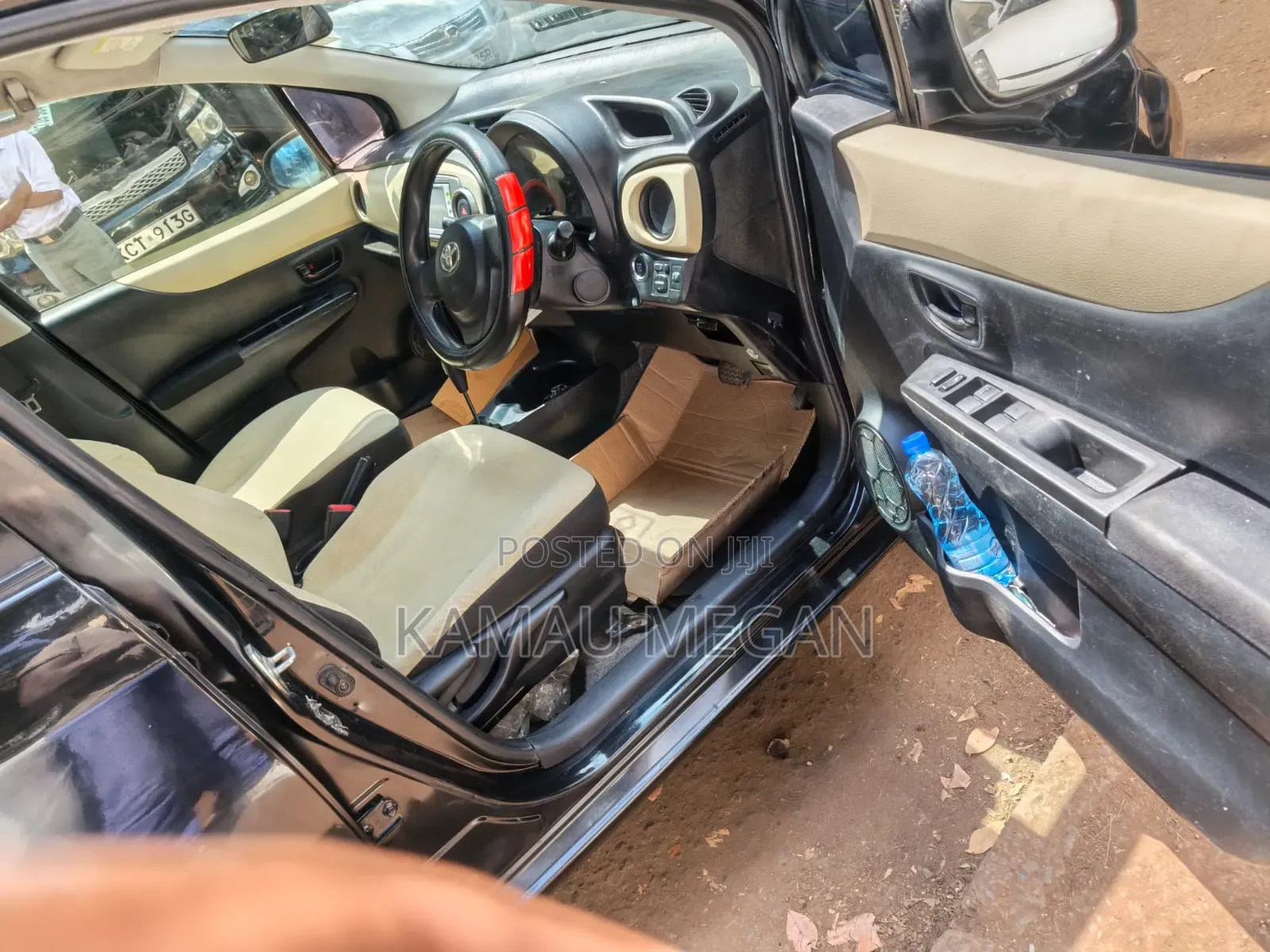 Toyota Vitz 2012 Black