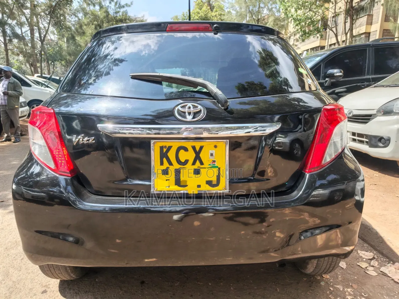 Toyota Vitz 2012 Black