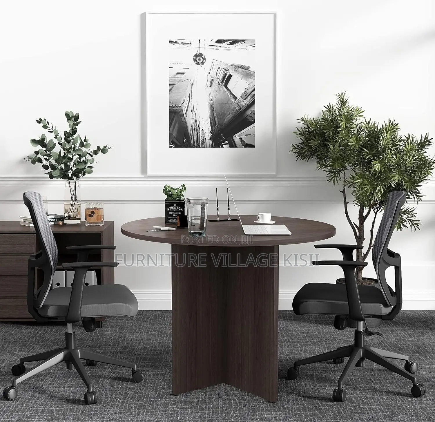 Office Furniture; Round Wooden Conference OfficeTable.
