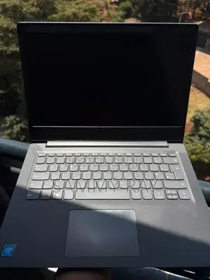Laptop Lenovo ThinkPad T490s 4GB Intel Core i5 HDD 1T