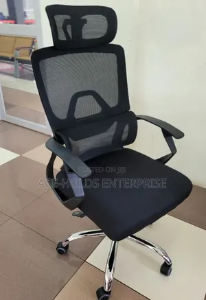 Orthopedic High-Back Mesh Office Chair – Headrest & Lumbar Support