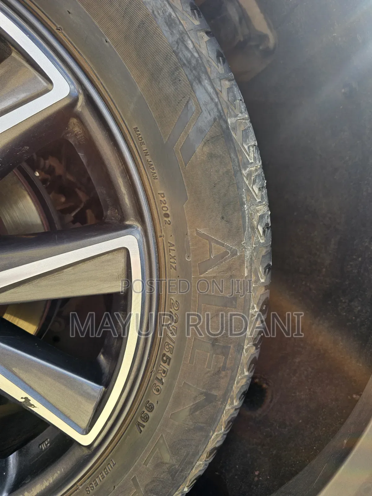 Bridgestone Alenza 225 55 R19