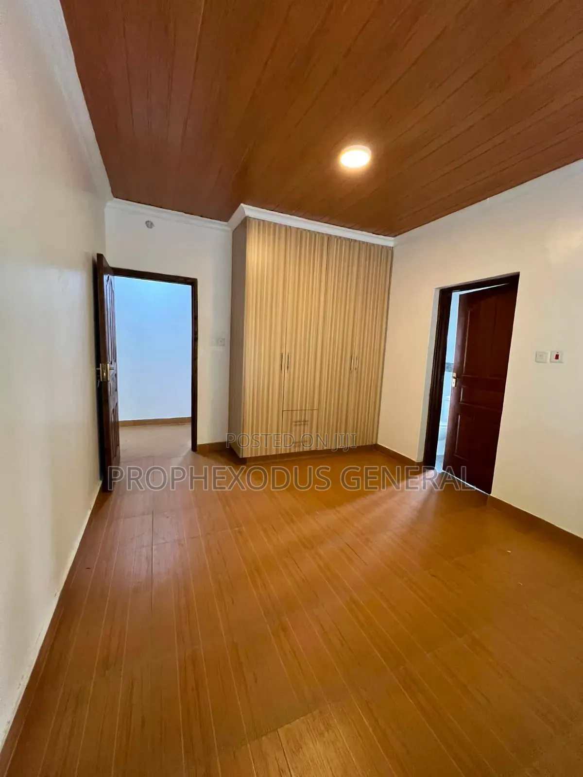 4bdrm Mansion in Rimpa for sale