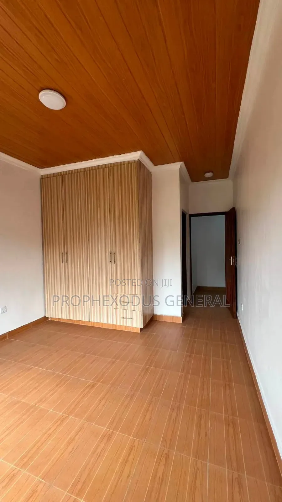 4bdrm Mansion in Rimpa for sale