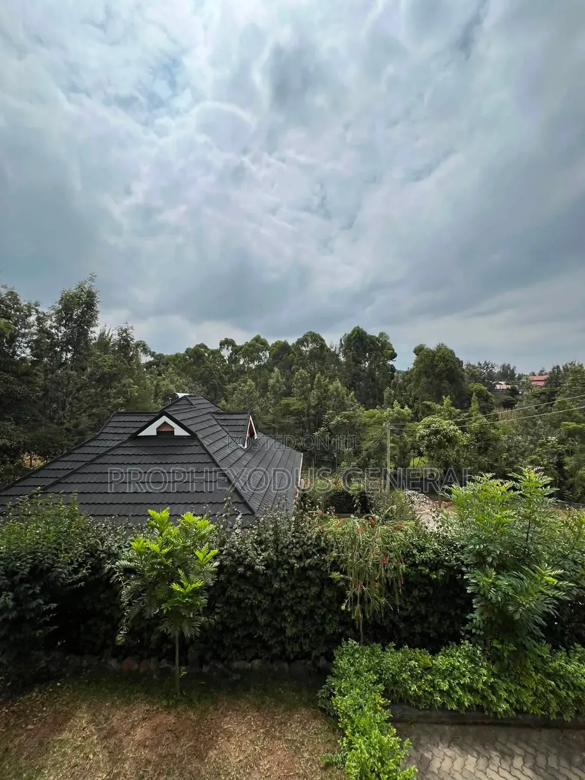 4bdrm Mansion in Rimpa for sale