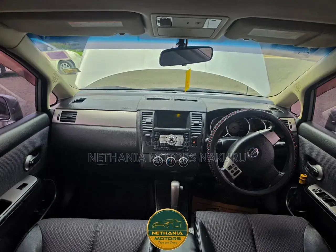 Nissan Tiida 2009 Silver