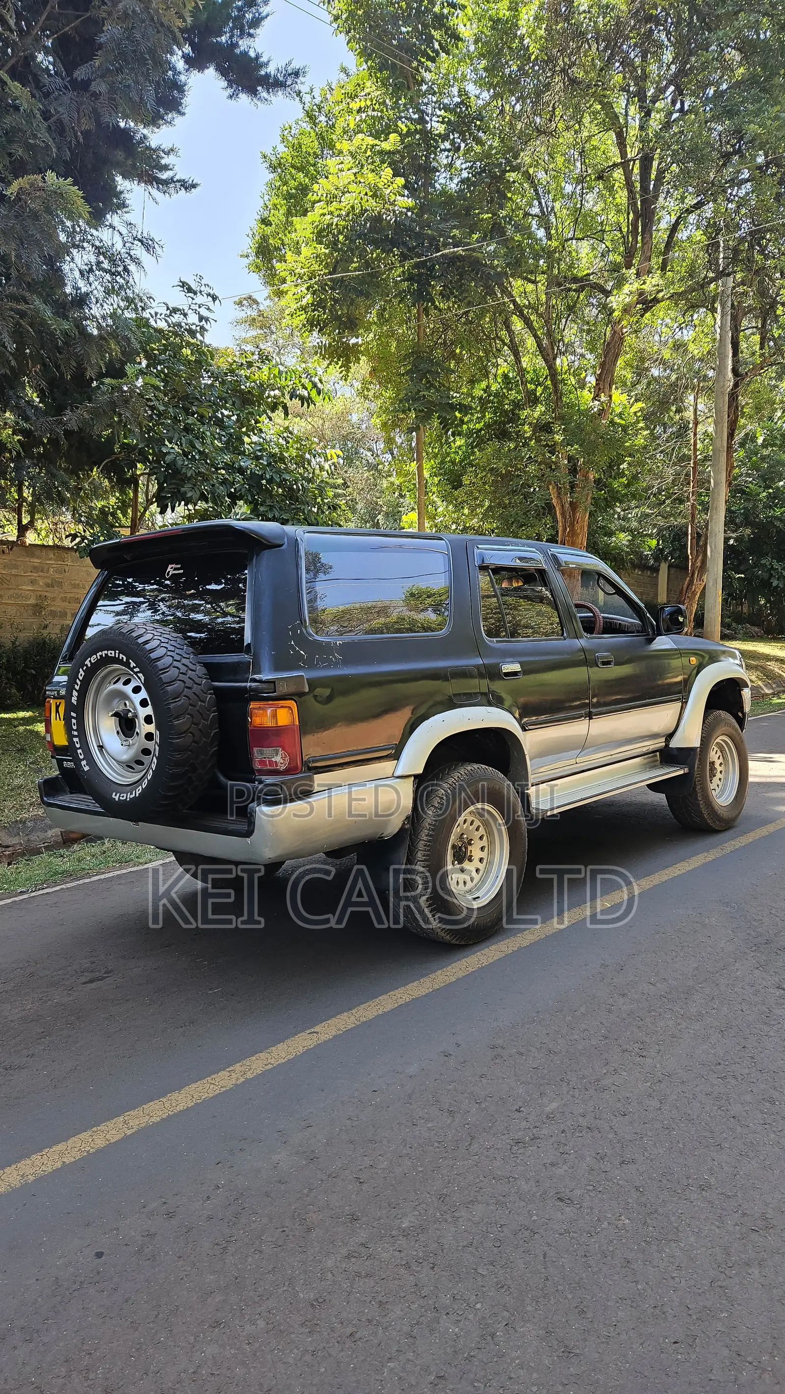 Toyota Hilux Surf 3.0DT 2000 Black