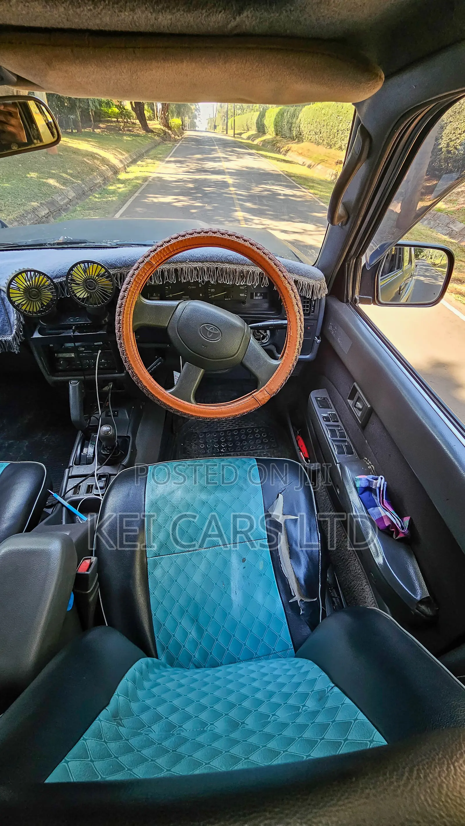 Toyota Hilux Surf 3.0DT 2000 Black