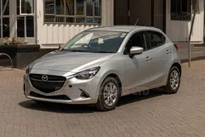 Mazda Demio 2019 Silver