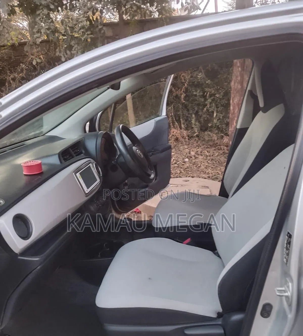 Toyota Vitz 2012 Gray