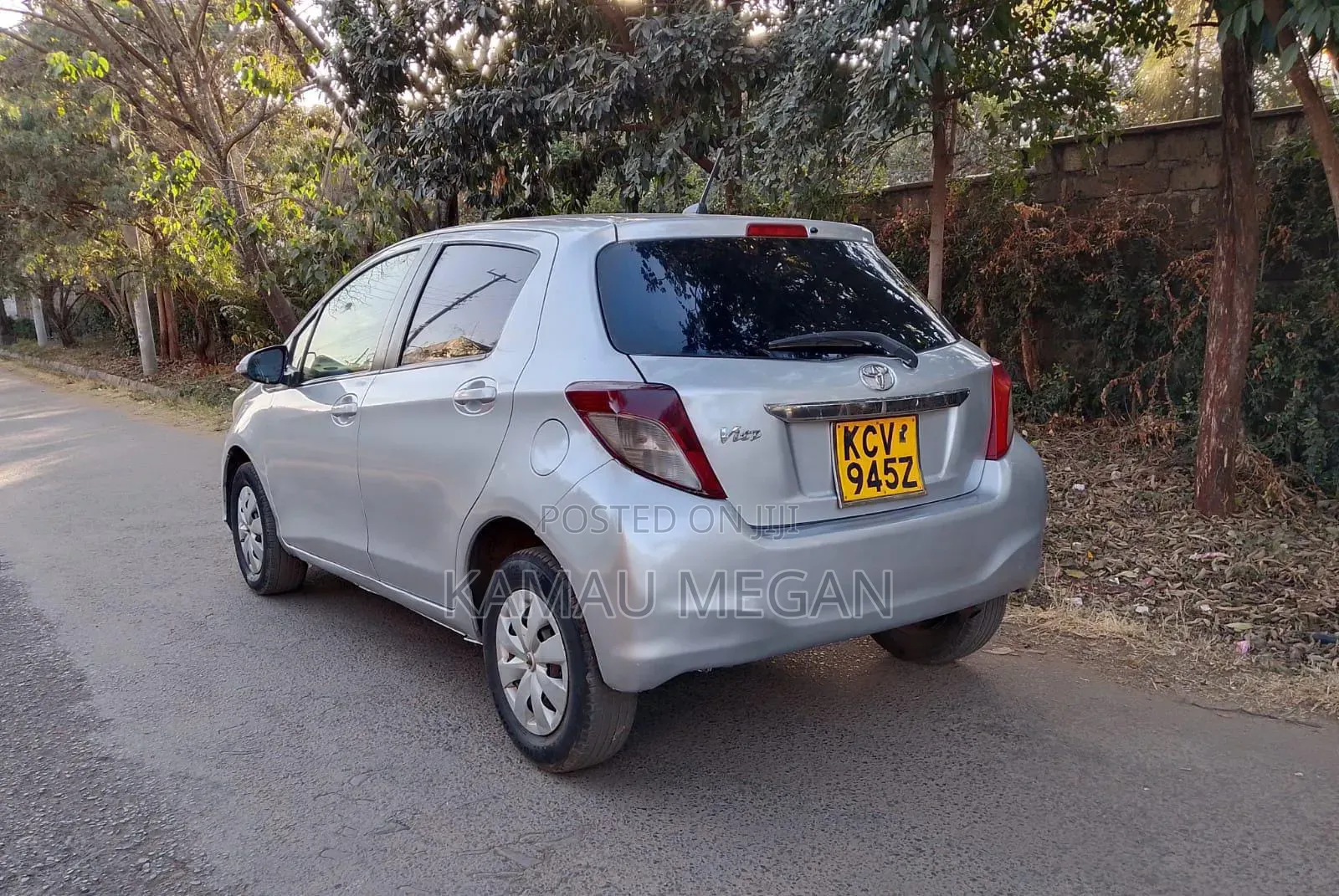 Toyota Vitz 2012 Gray
