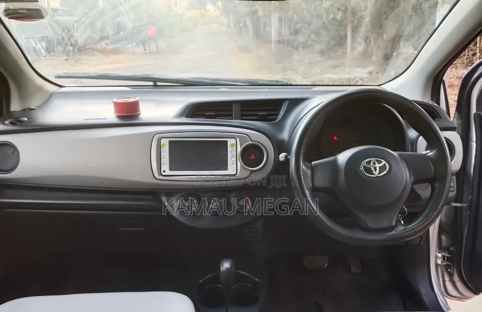 Toyota Vitz 2012 Gray