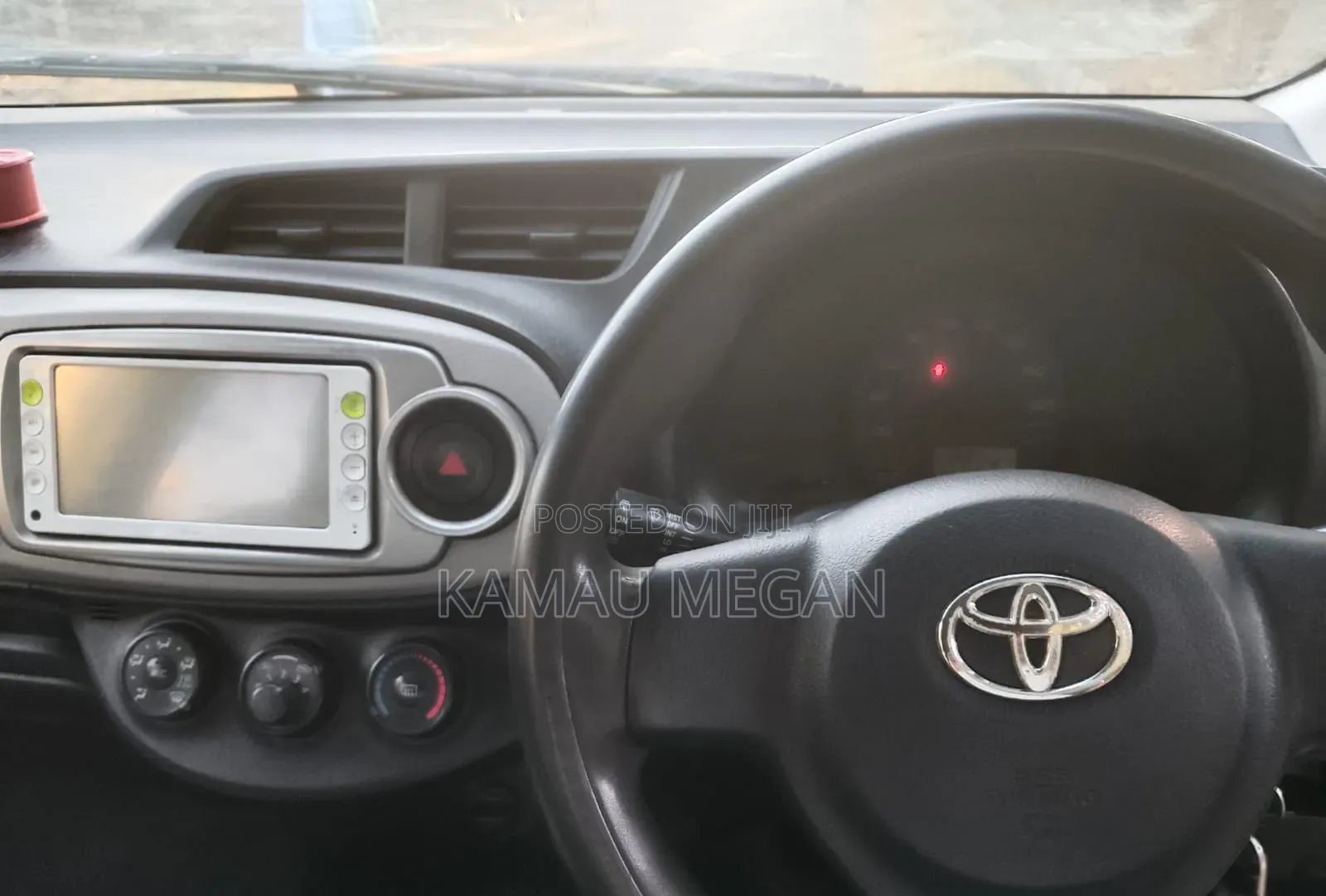 Toyota Vitz 2012 Gray