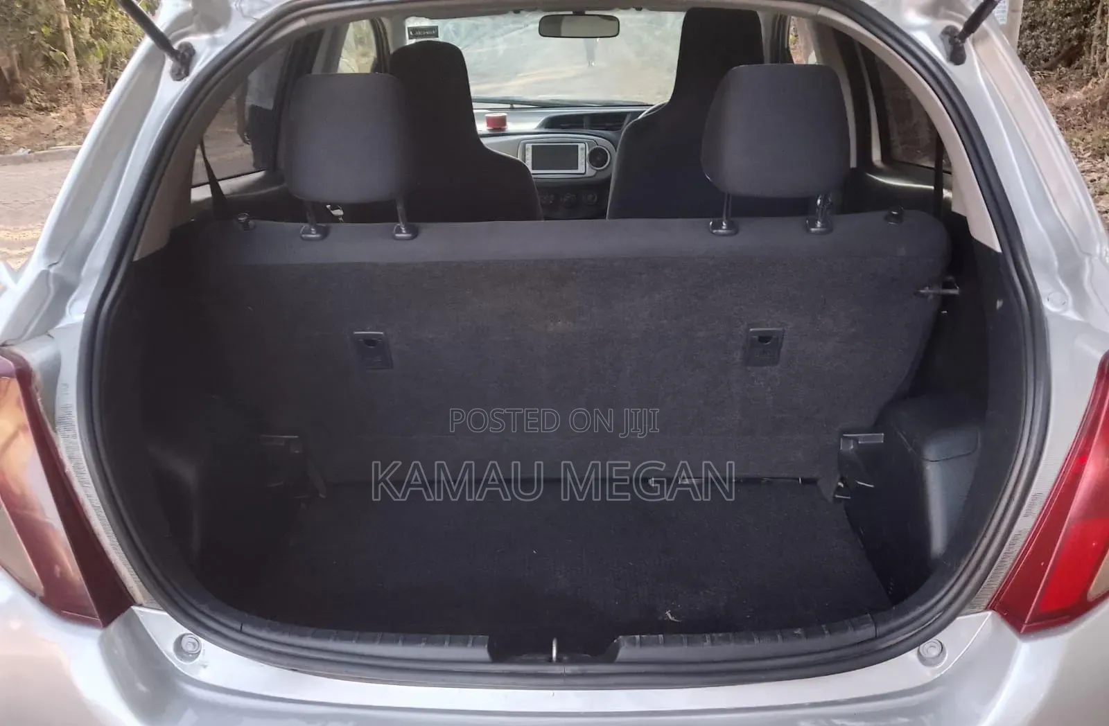 Toyota Vitz 2012 Gray