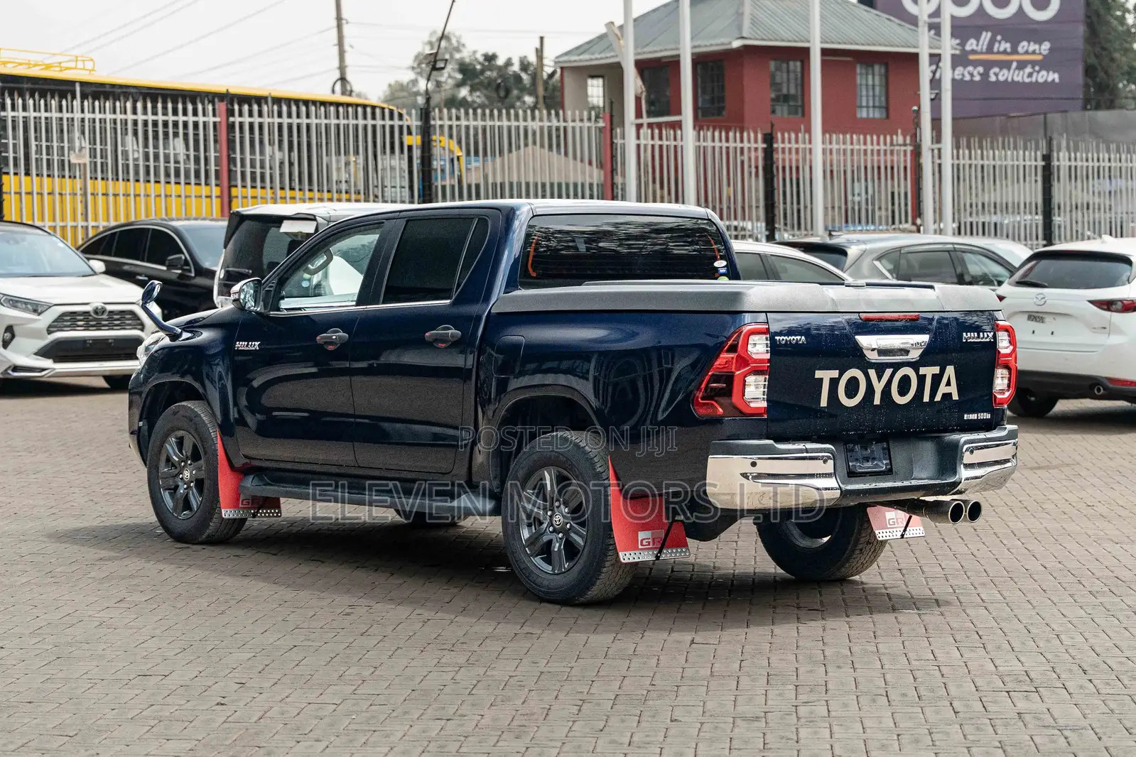 Toyota Hilux 2020 Blue