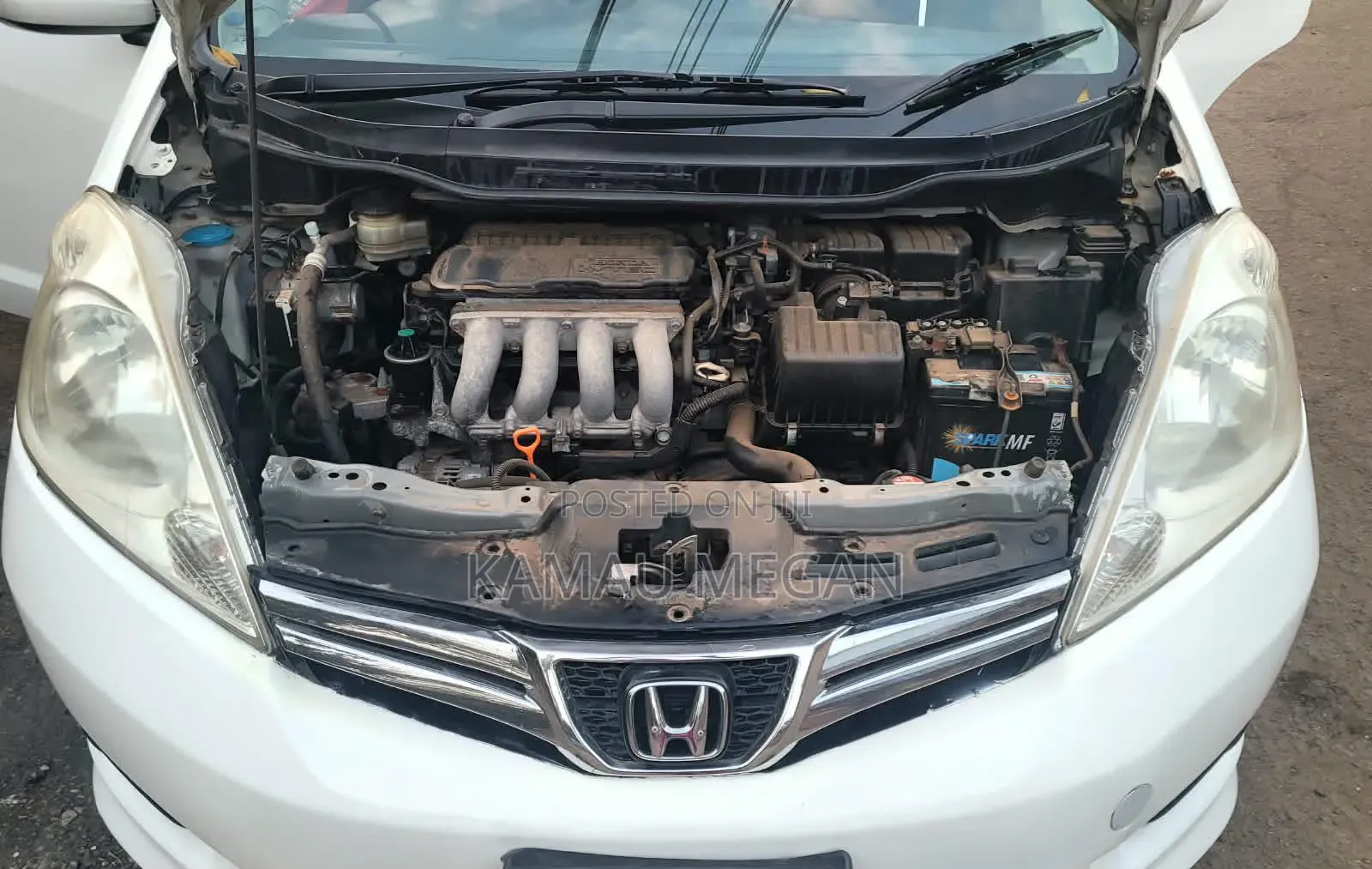 Honda Fit Shuttle 2014 Off white