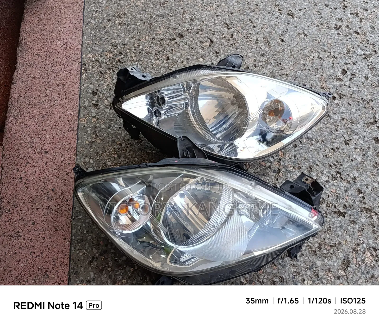 Demio 2005 Headlight Available
