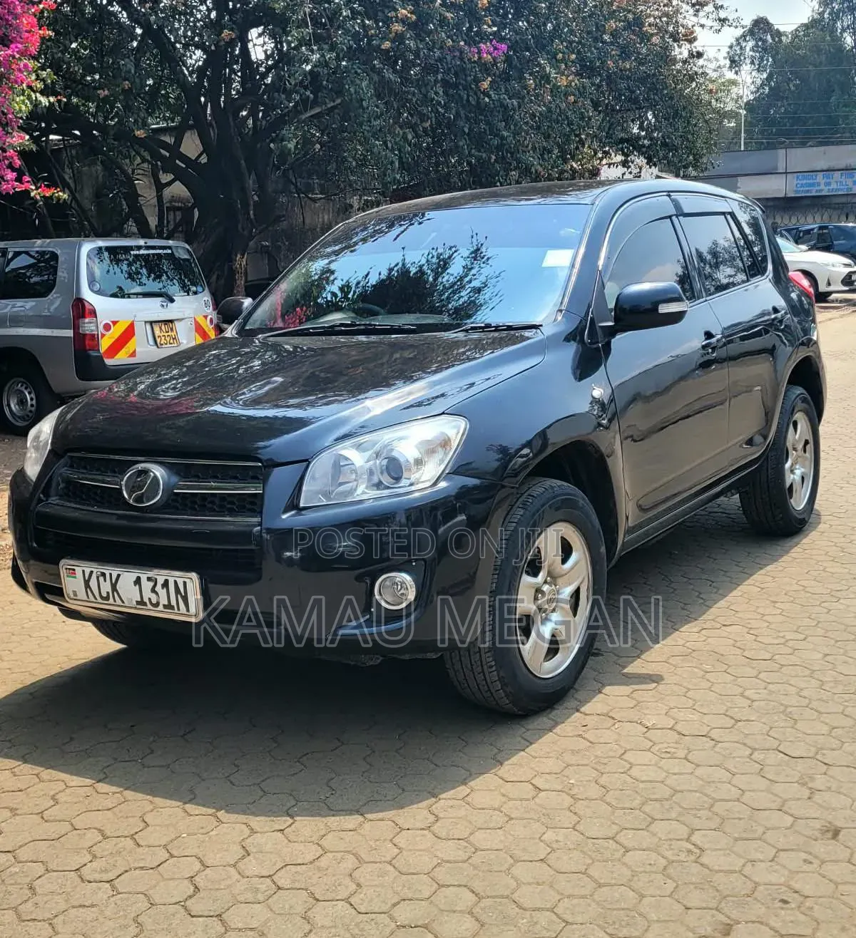 Toyota Vanguard 2010 Black