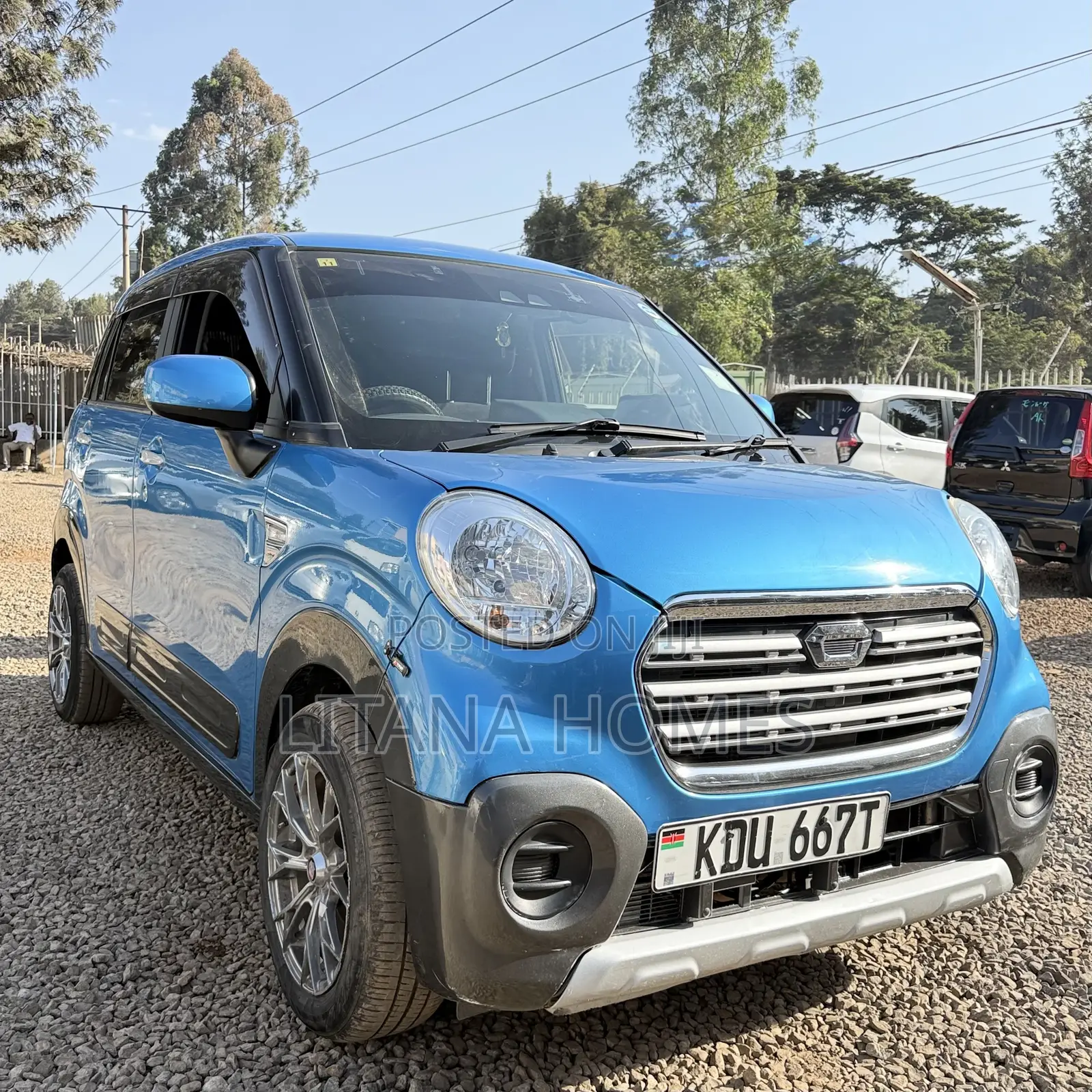 Daihatsu Cast 660 AWD 2018 Blue