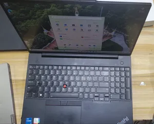 Laptop Lenovo ThinkPad E16 G1 16GB Intel Core i5 SSD 512GB