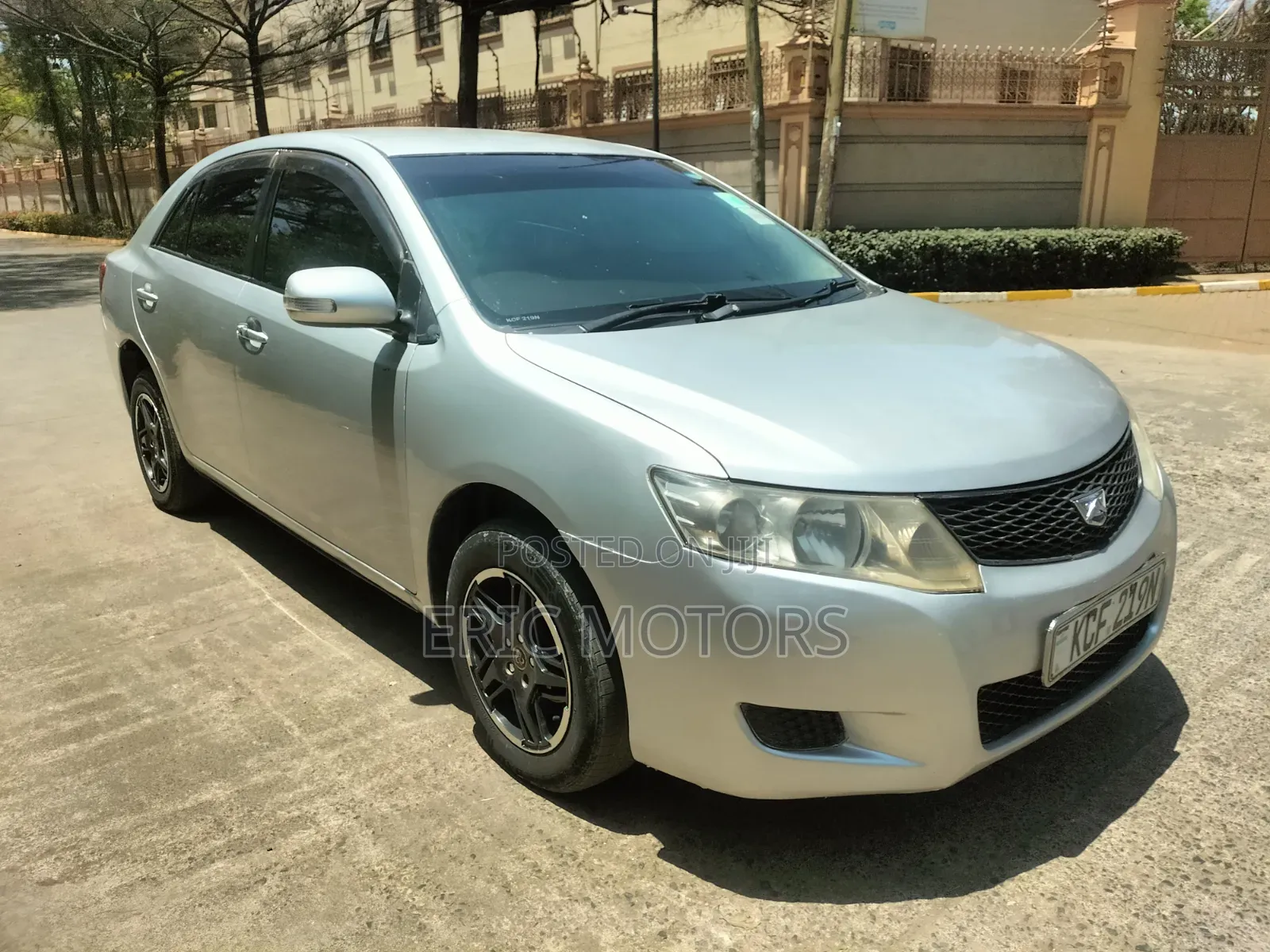 Toyota Allion 2010 Silver
