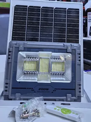 Sky Eye Solar Security Flood Light 200 Watts