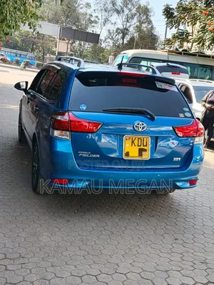 Toyota Corolla Fielder 2019 Blue