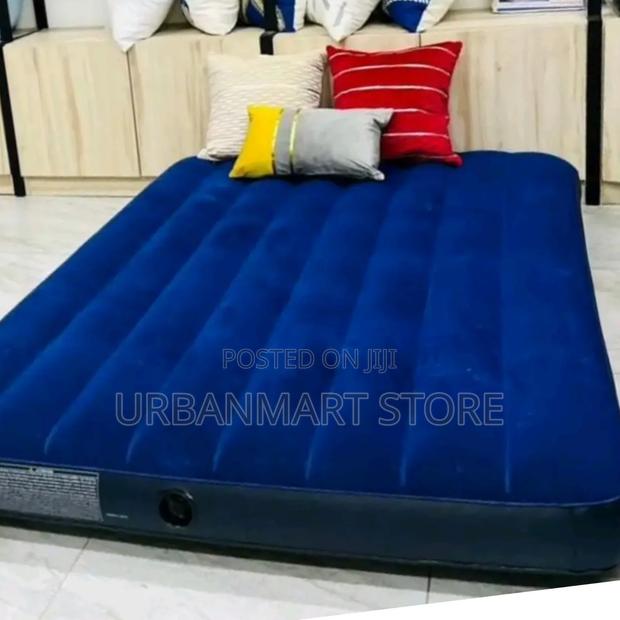 Brand New Intex 5×6 Inflatable Air Mattress With Free Pump