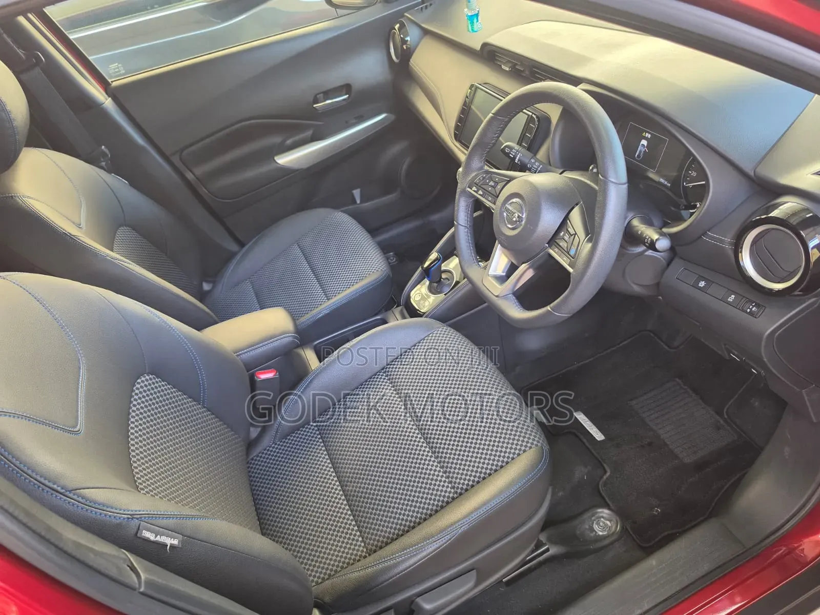 Nissan Kicks 2020 Blue