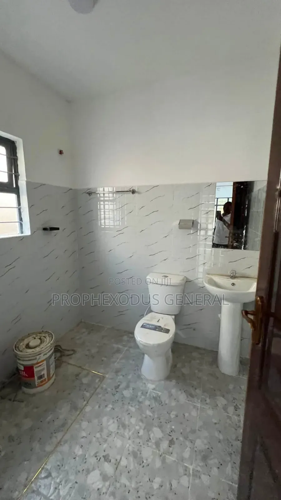 4bdrm Bungalow in Matasia for sale