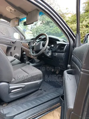 Toyota Hilux 2020 Gray