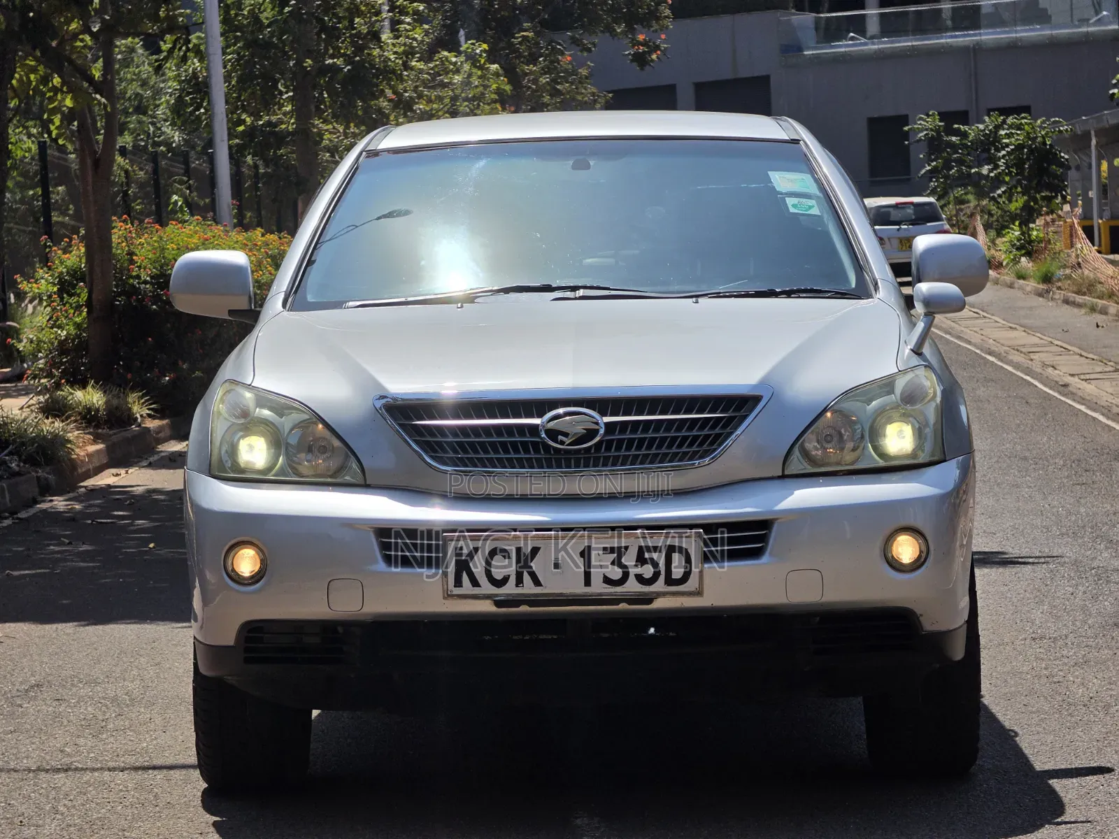 Toyota Harrier 3.3 Hybrid 4WD 2009 Silver