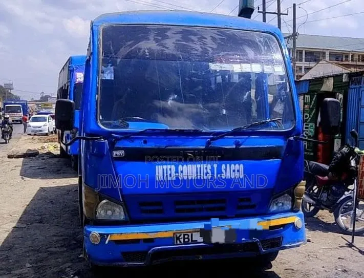 Isuzu NQR 2009 Blue
