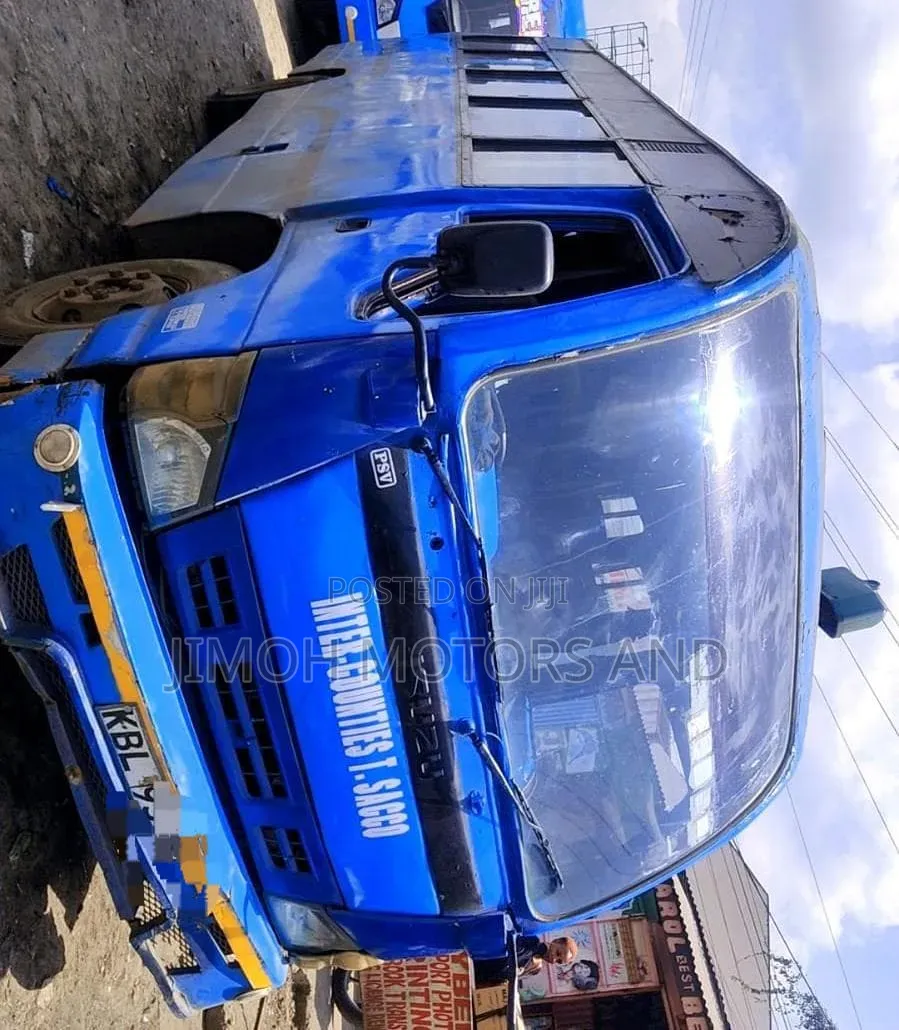 Isuzu NQR 2009 Blue