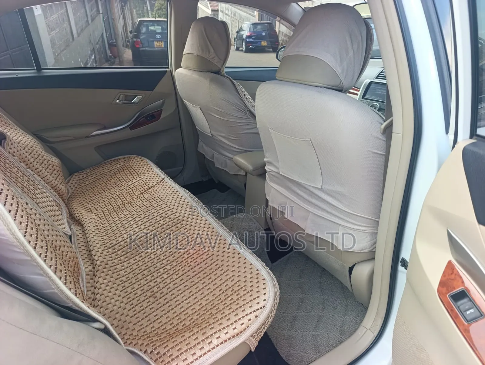 Toyota Premio 2018 White