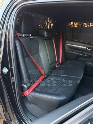 Toyota Hilux 2023 Black