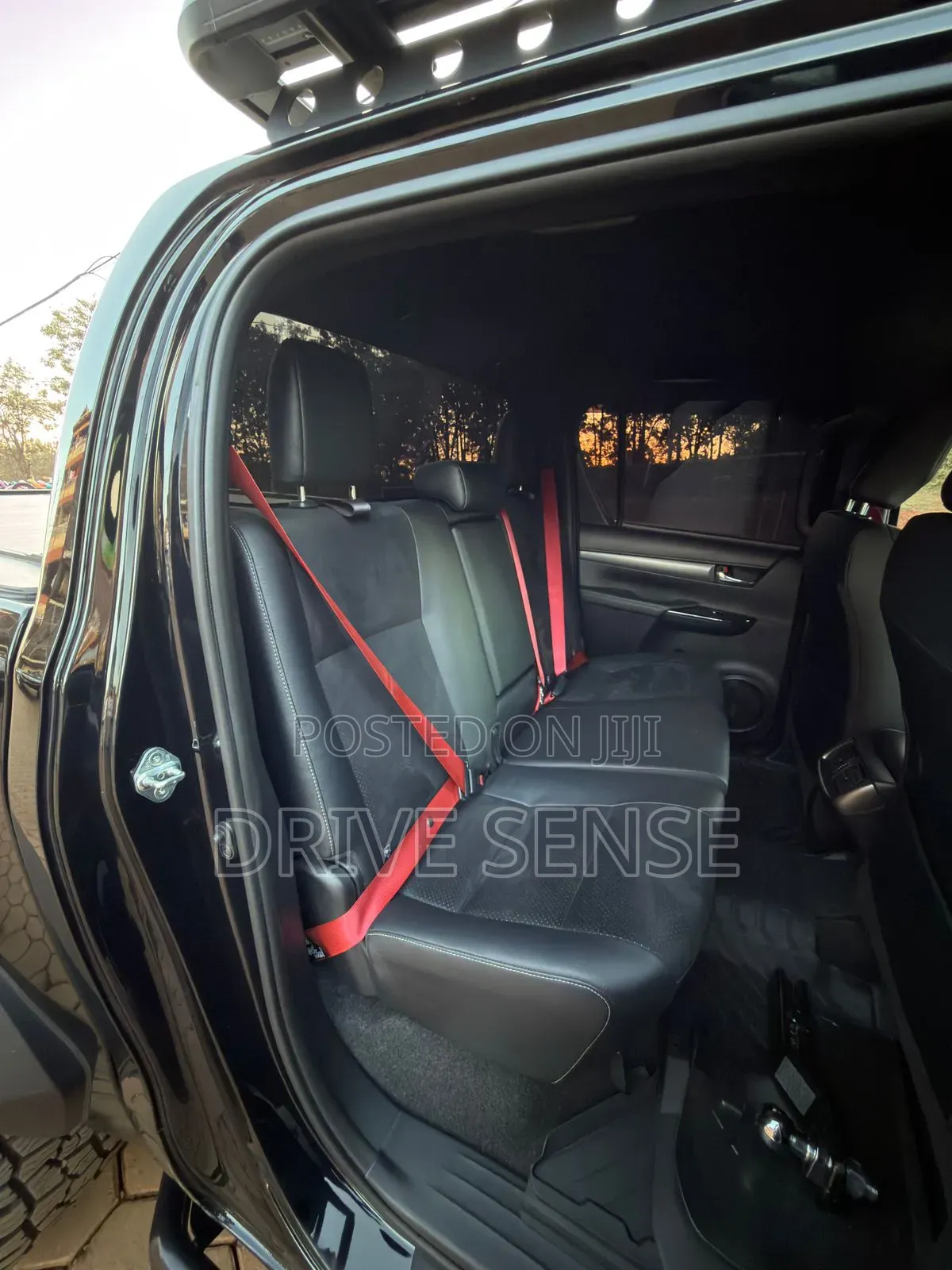 Toyota Hilux 2023 Black