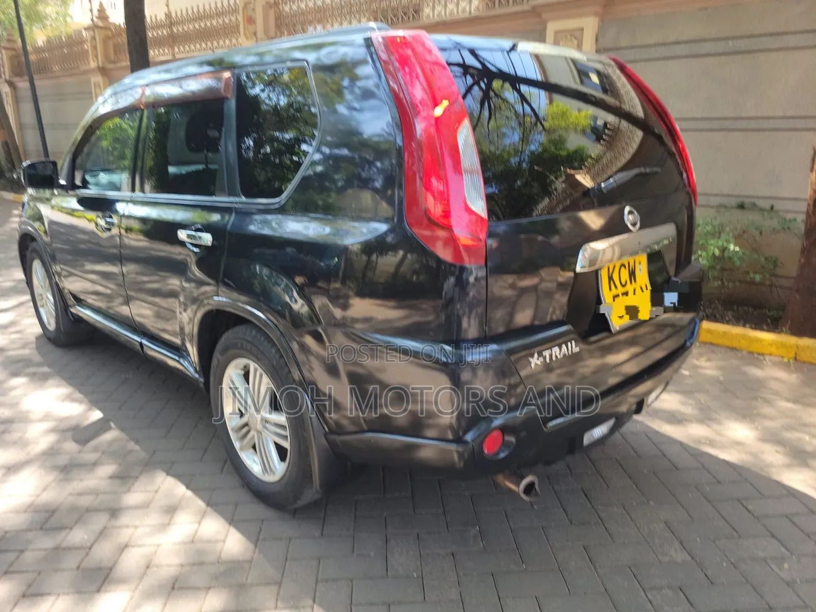 Nissan X-Trail 2012 Black