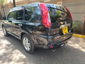Nissan X-Trail 2012 Black