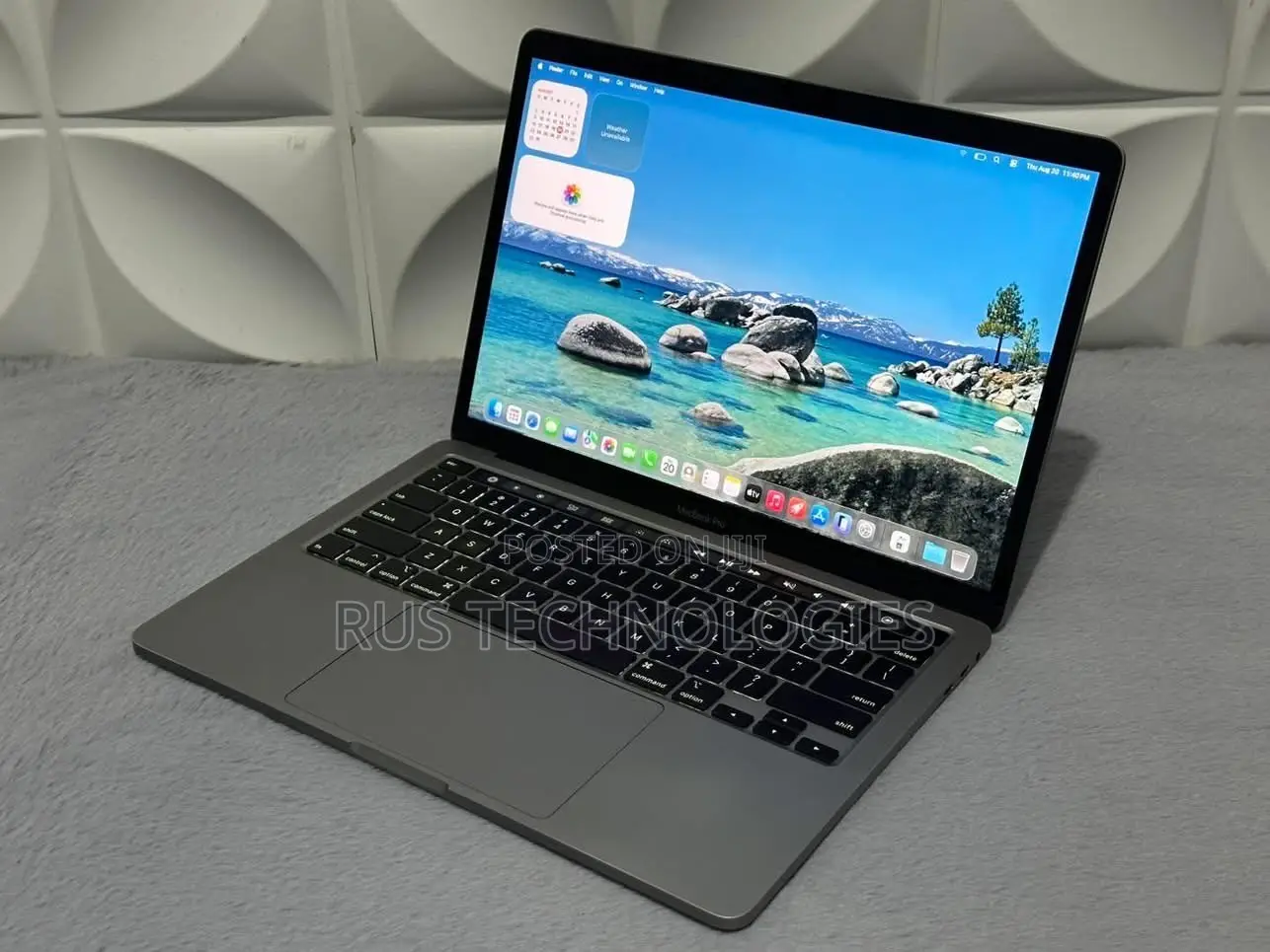 Laptop Apple MacBook Pro 2020 32GB Intel Core i7 SSD 512GB