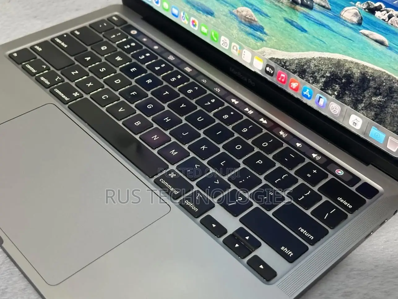 Laptop Apple MacBook Pro 2020 32GB Intel Core i7 SSD 512GB