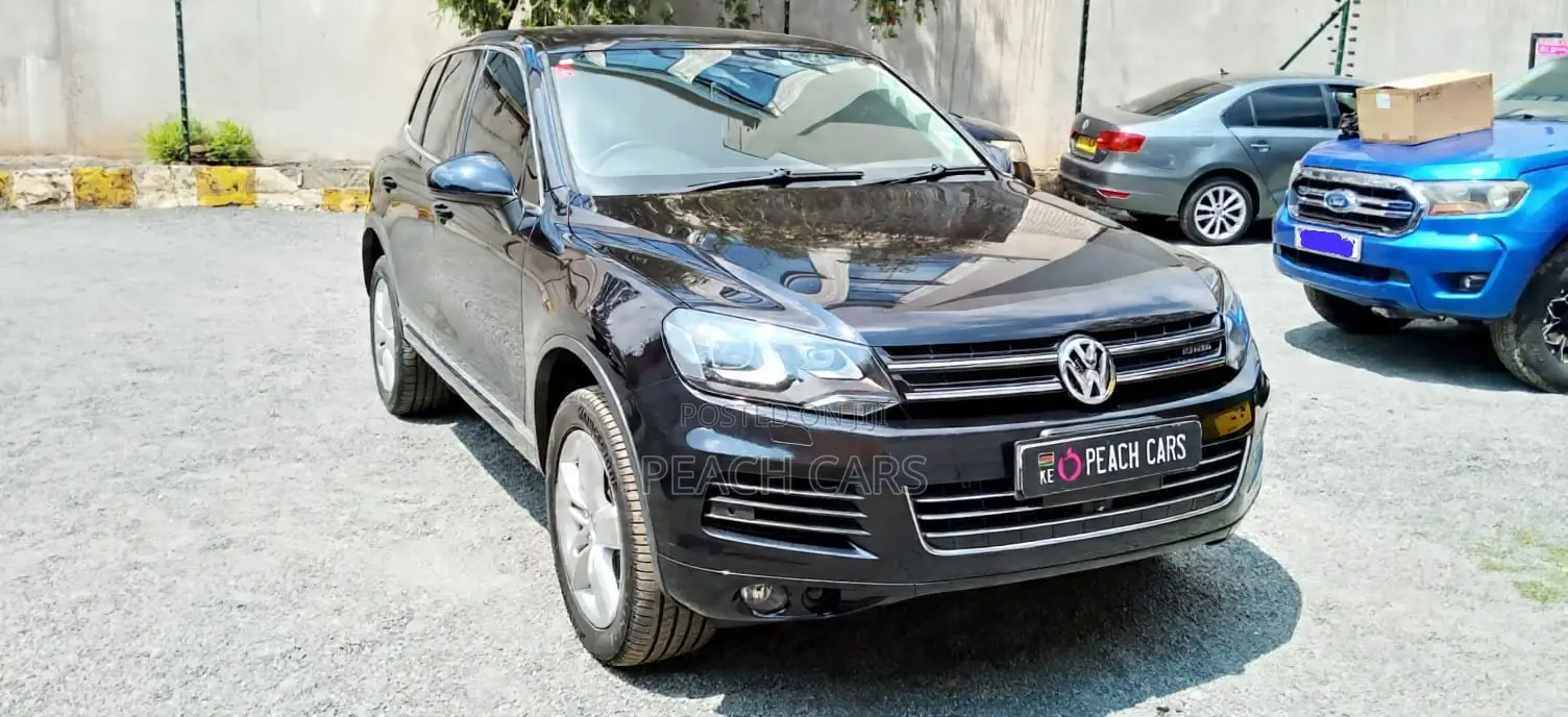 Volkswagen Touareg 2012 Black
