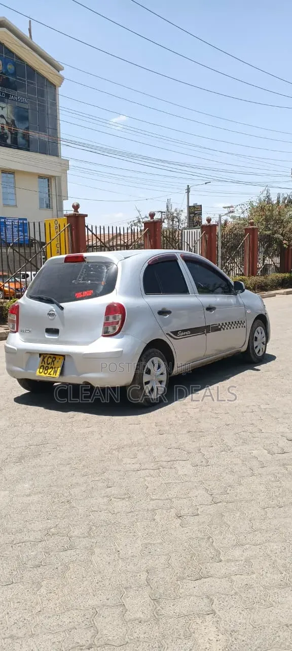 Nissan March 2012 Silver