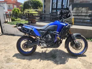 Yamaha 2022 Blue