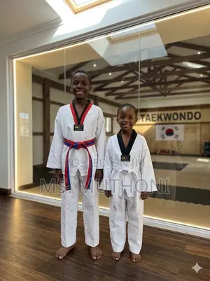 Professional Martial Arts Costume Karate Taekwondo Gi 4-12YKids
